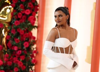 Mindy Kaling at the 95th Annual Academy Awards in March 2023